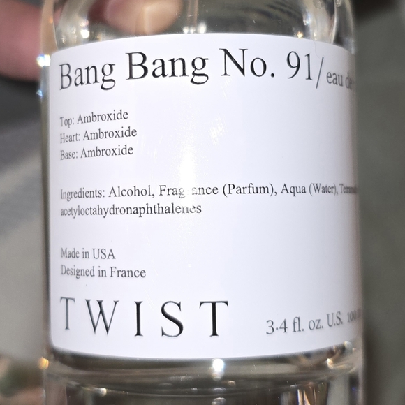 TWIST Bang Bang No. 91 and Travel Size Vintage No. 111 Eau De Parfum - Picture 4 of 5
